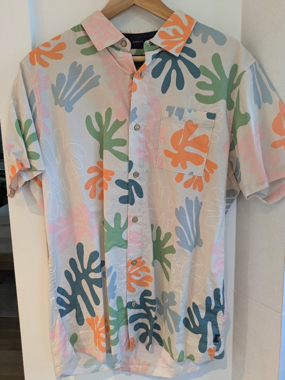 Roark Journey Short Sleeve Button Up Shirt Men's M Coral Reefer Bone.